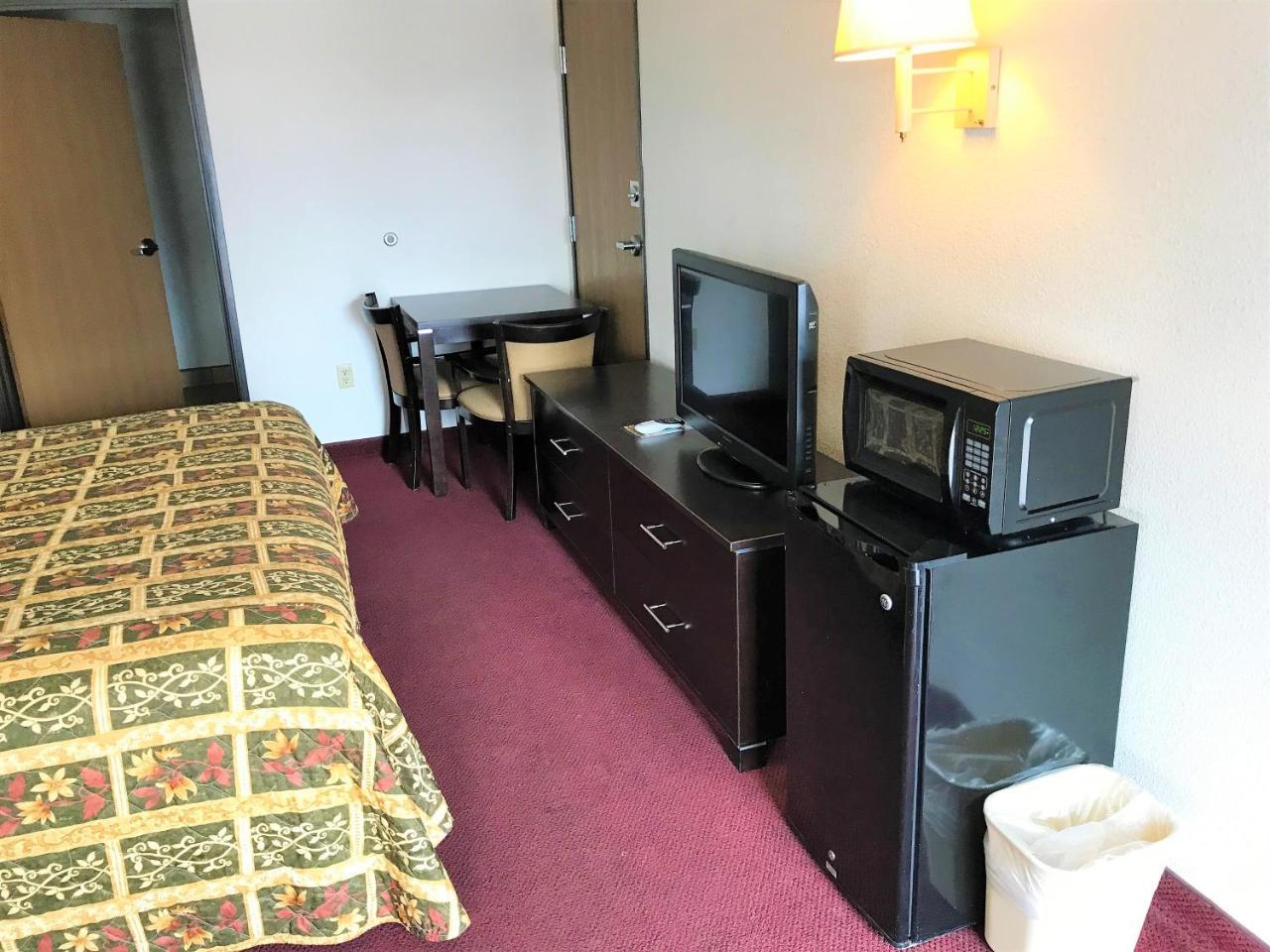 American Inn&Suites Albuquerque Eksteriør bilde